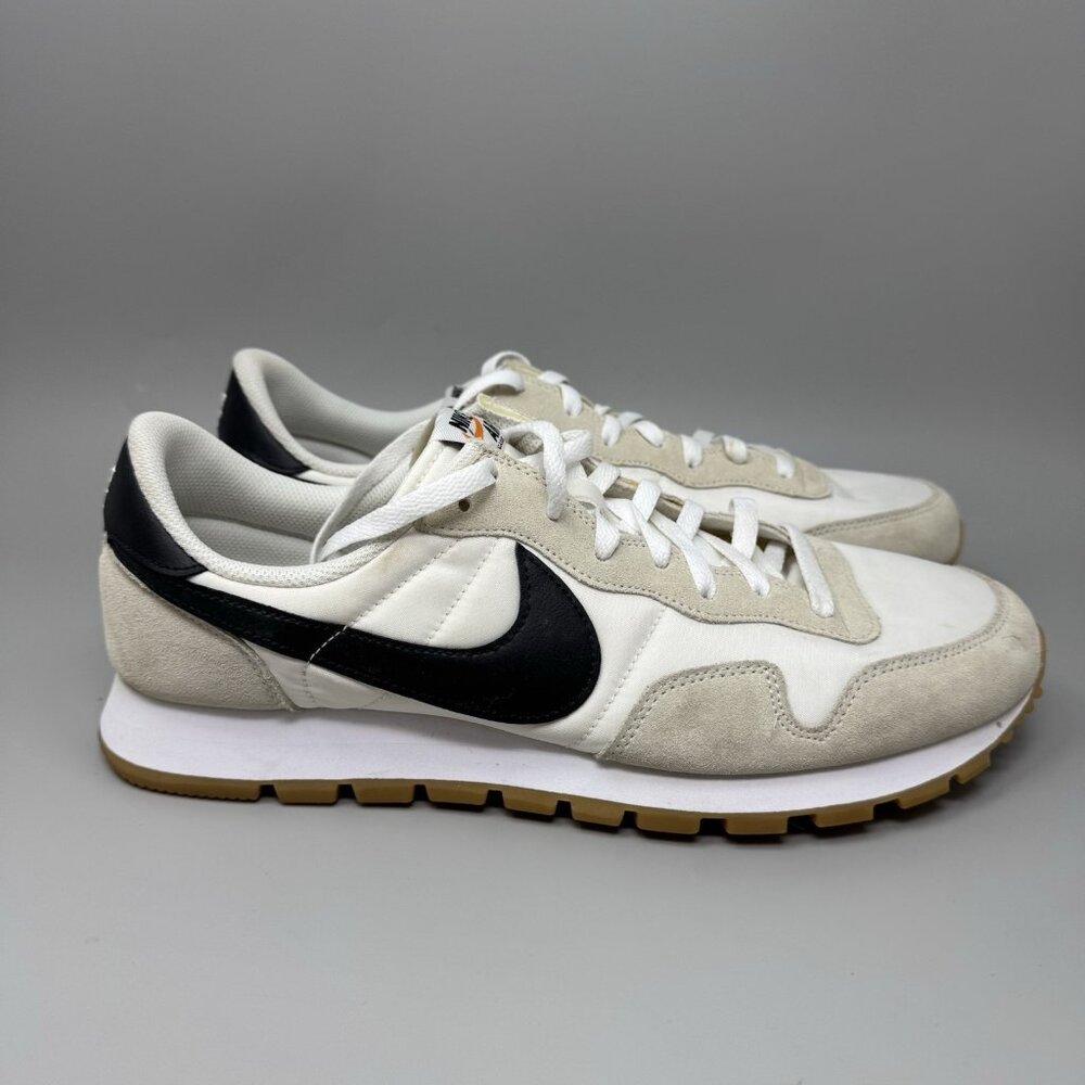 Nike Pegasus 83 Retro Men Size 13 White and Gum Casual Athletic Sneakers